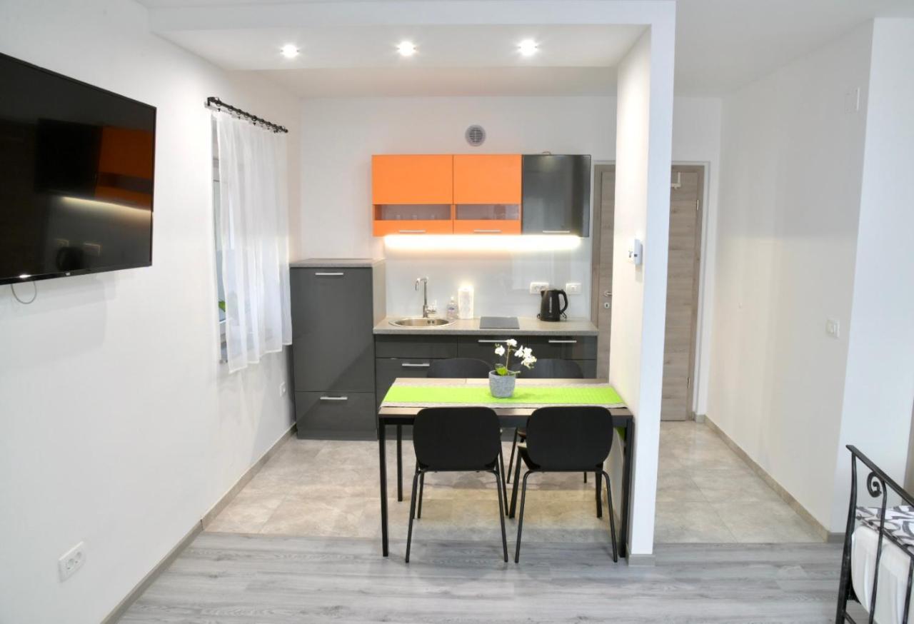 Stara Jezica Apartments With Wifi Lubiana Esterno foto